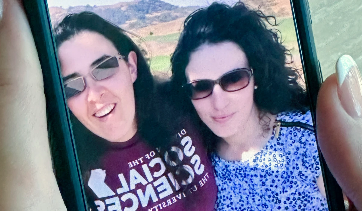 2018 selfie image provided by Emma Tsurkov, right, she and Elizabeth Tsurkov are shown in Santa Clara Valley, Calif. (AP)