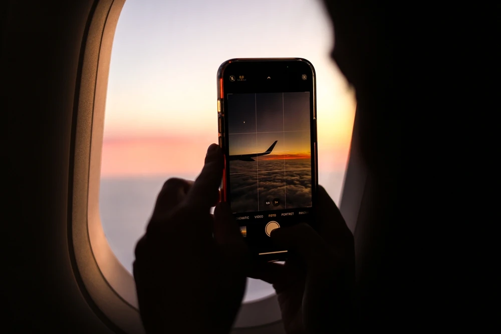 The deal, finalized under a definitive agreement, will integrate DI’s technology with NSG’s satellite communications capabilities, aiming to improve passenger experience and support more efficient airline operations. Shutterstock