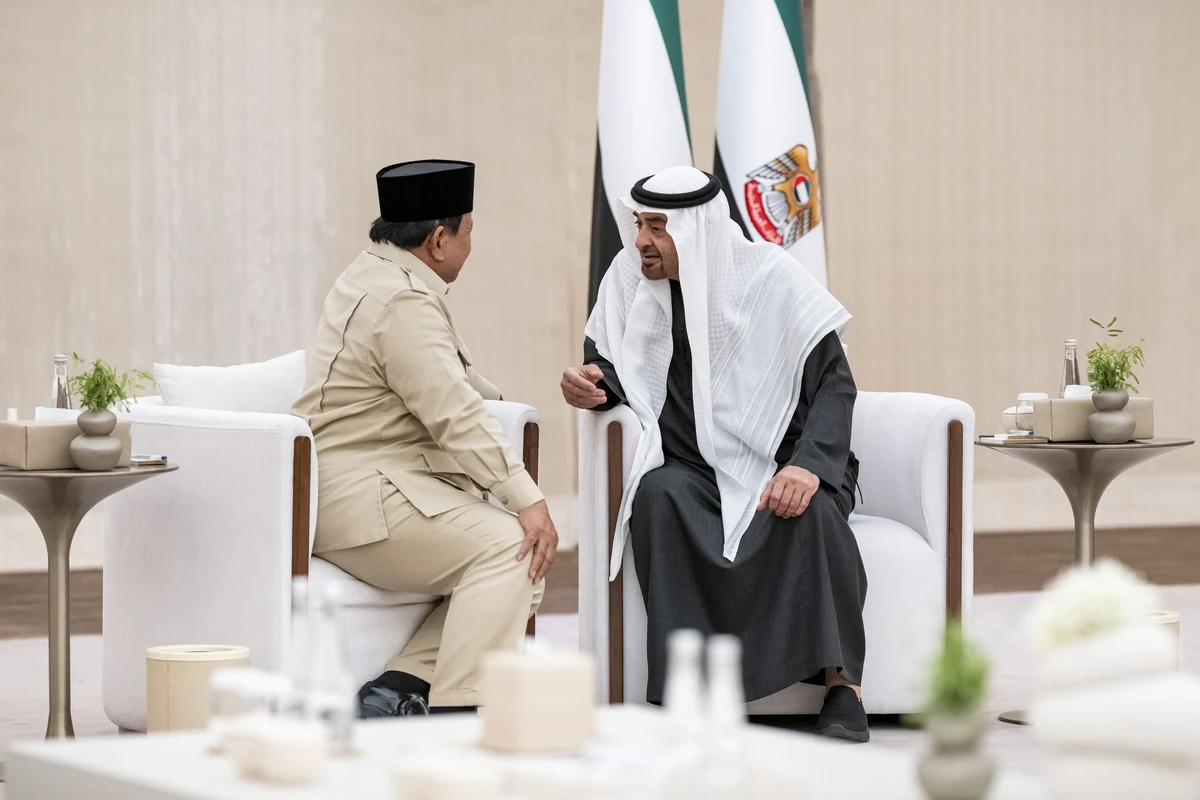 Sheikh Mohamed received President Prabowo on Friday in Abu Dhabi (WAM)
