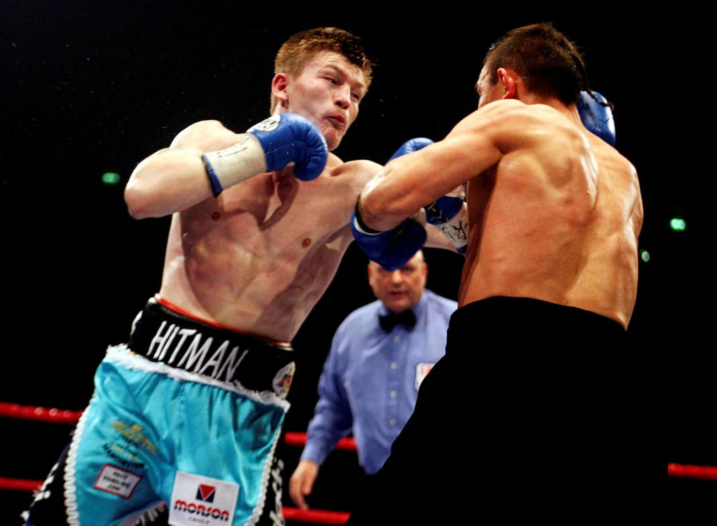 Ricky Hatton landing a punch on Kostya Tszyu. (Reuters/File)