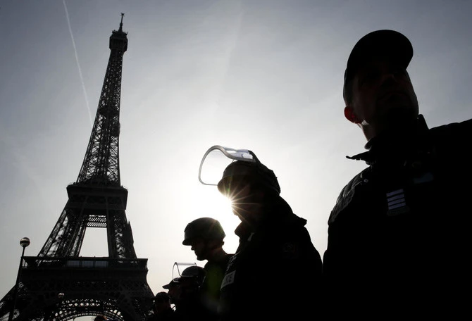 French court jails three women who joined Daesh in Syria