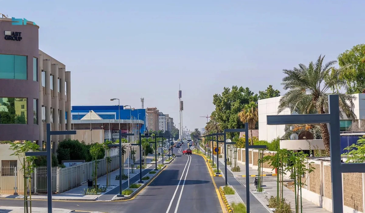 Eastern Province Mayor Fahad Al-Jubeir recognized the work of the municipality’s digital transformation agency in winning the honor. (SPA)