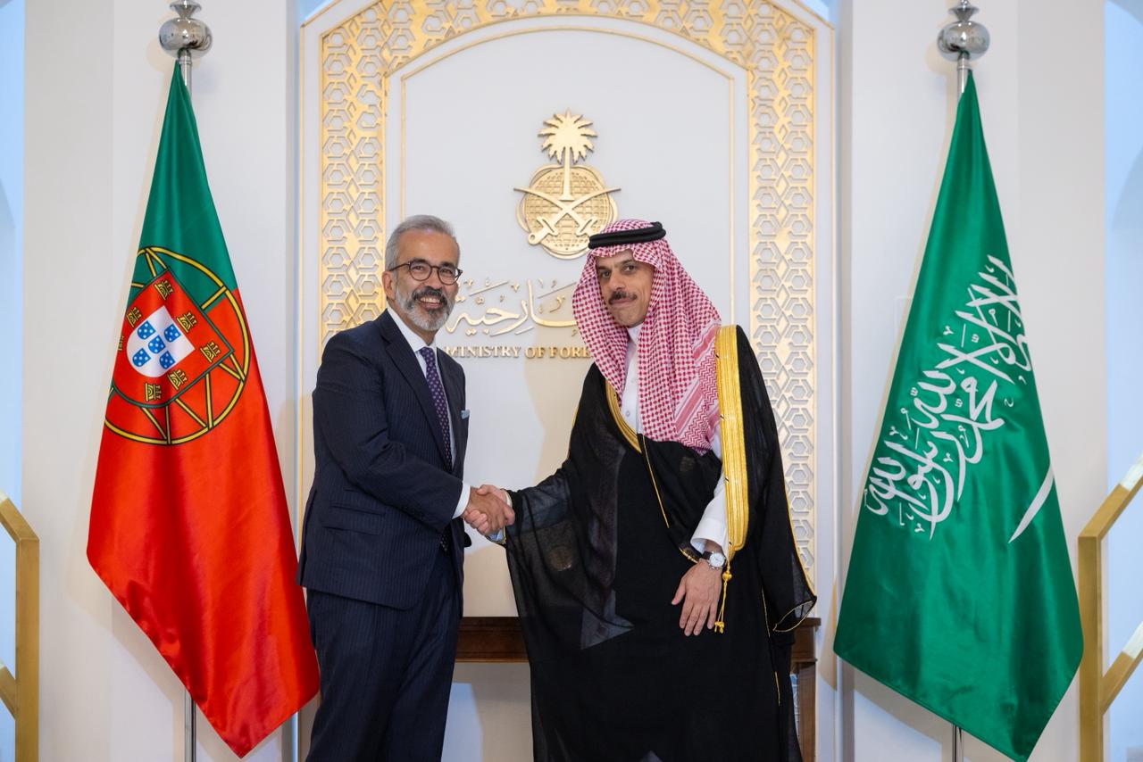 Saudi Foreign Minister Prince Faisal bin Farhan receives his Portuguese counterpart Paulo Rangel in Riyadh on Tuesday. (SPA)