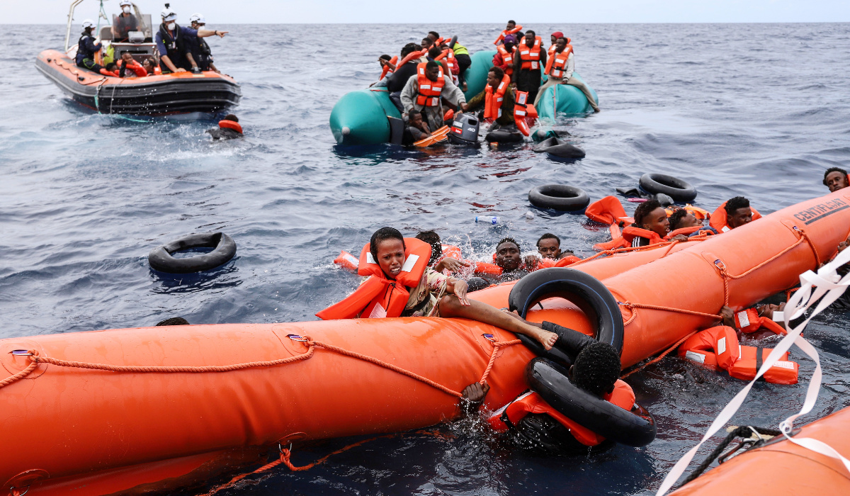 One dead, dozens missing in shipwreck off Lampedusa