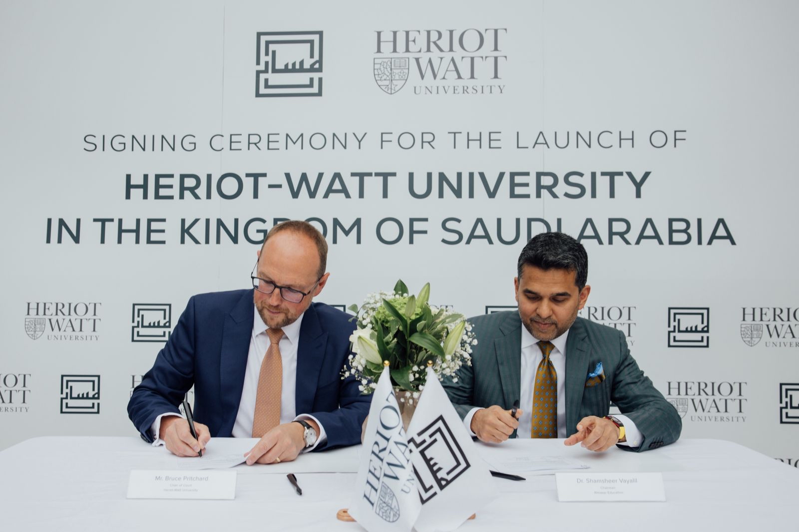 Almasar Alshamil Education signs agreement to open Heriot-Watt University Saudi Arabia