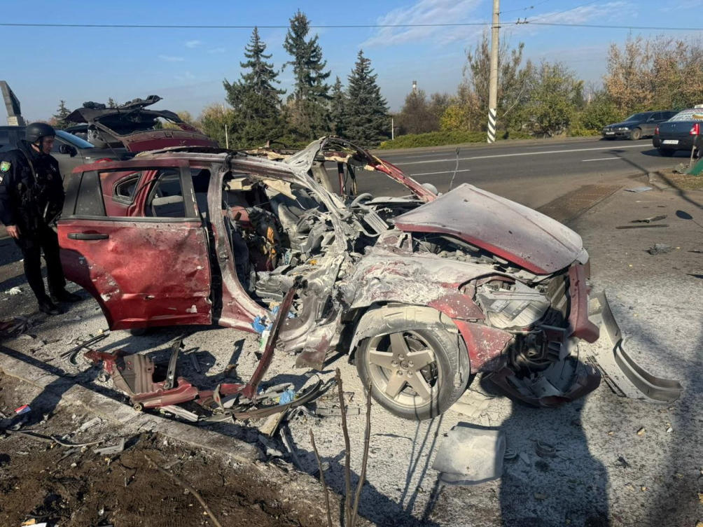 A destroyed car hit by a Russian drone, where, according to local government, two journalists of the Ukrainian TV channel “Freedom,” Olena Hubanova and Yevhen Karmazin, were killed, in the city of Kramatorsk, Donetsk region, Oct. 23, 2025. (Reuters)
