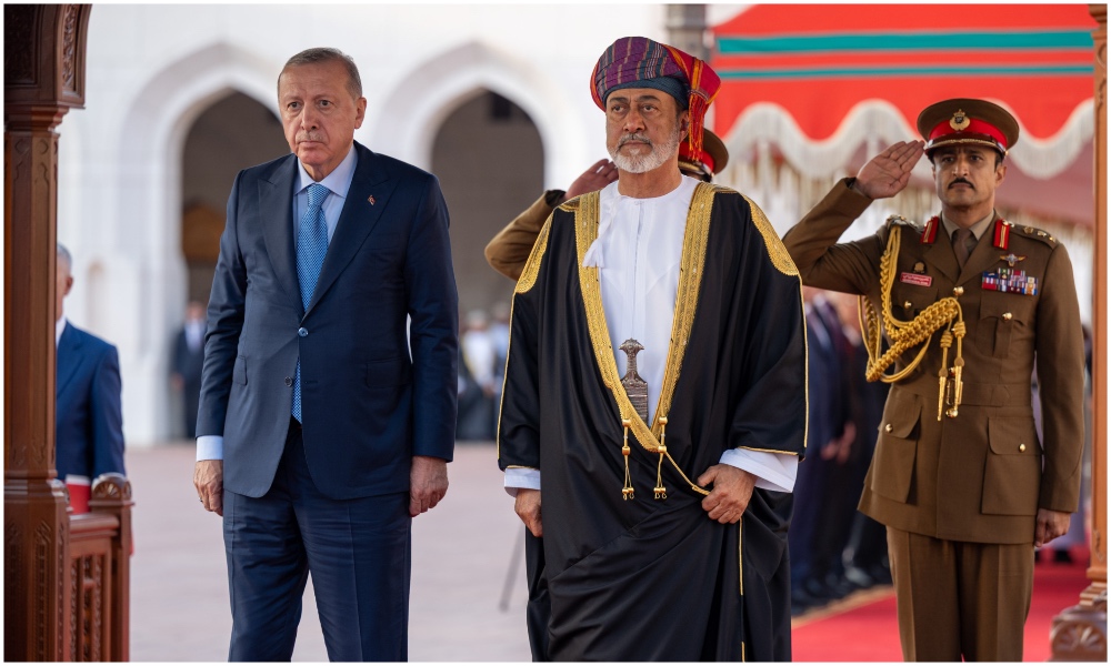 Sultan Haitham bin Tariq Al-Said of Oman and Turkish President Recep Tayyip Erdogan. (Oman News Agency)