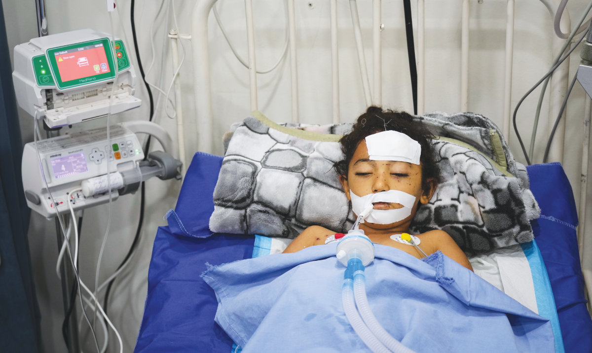 A bomb in Gaza’s rubble wounds twins who thought it was a toy