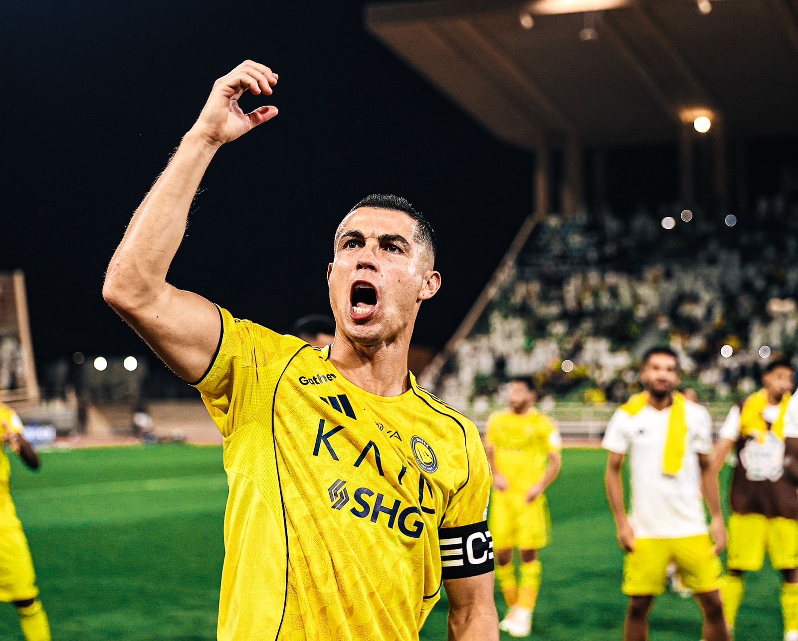 Al-Nassr captain Cristiano Ronaldo celebrates his team's 2-0 win at Al-Hazem, a match in which he score the 950th goal of his career. (X/@AlNassrFC_EN)
