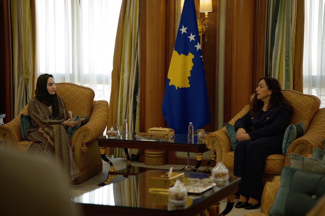 Deputy Editor-in-Chief of Arab News Noor Nugali interviews Kosovo’s President Vjosa Osmani in Riyadh on Monday. (AN photo by Jafar Saleh)