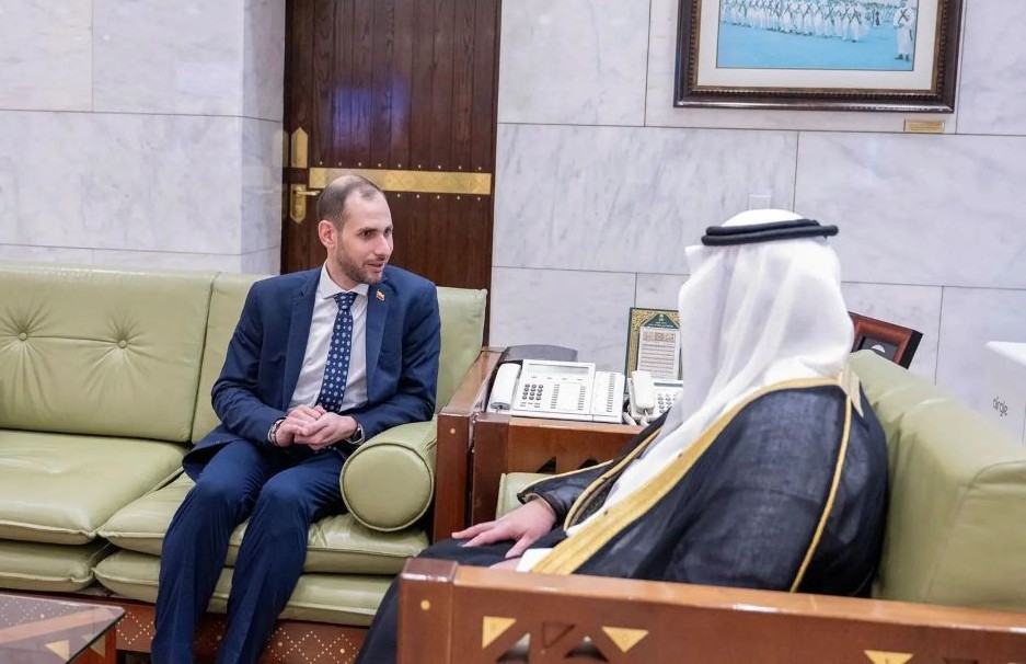 Colombian ambassador to Saudi Arabia Rayan El-Barkachi Aboutrabi meets with Riyadh deputy governor Prince Mohammed bin Abdulrahman bin Abdulaziz in July 2025. (SPA)