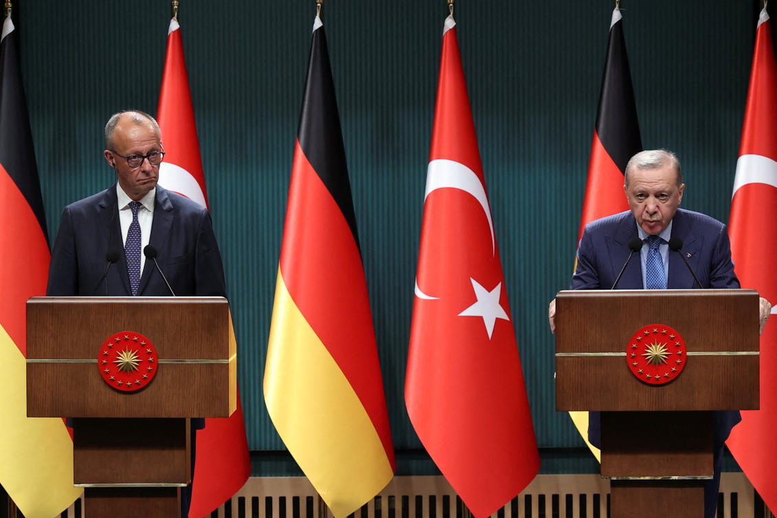 Turkish President Tayyip Erdogan and German Chancellor Friedrich Merz attend a press conference at the Presidential Palace in Ankara, Oct. 30, 2025. (Reuters)