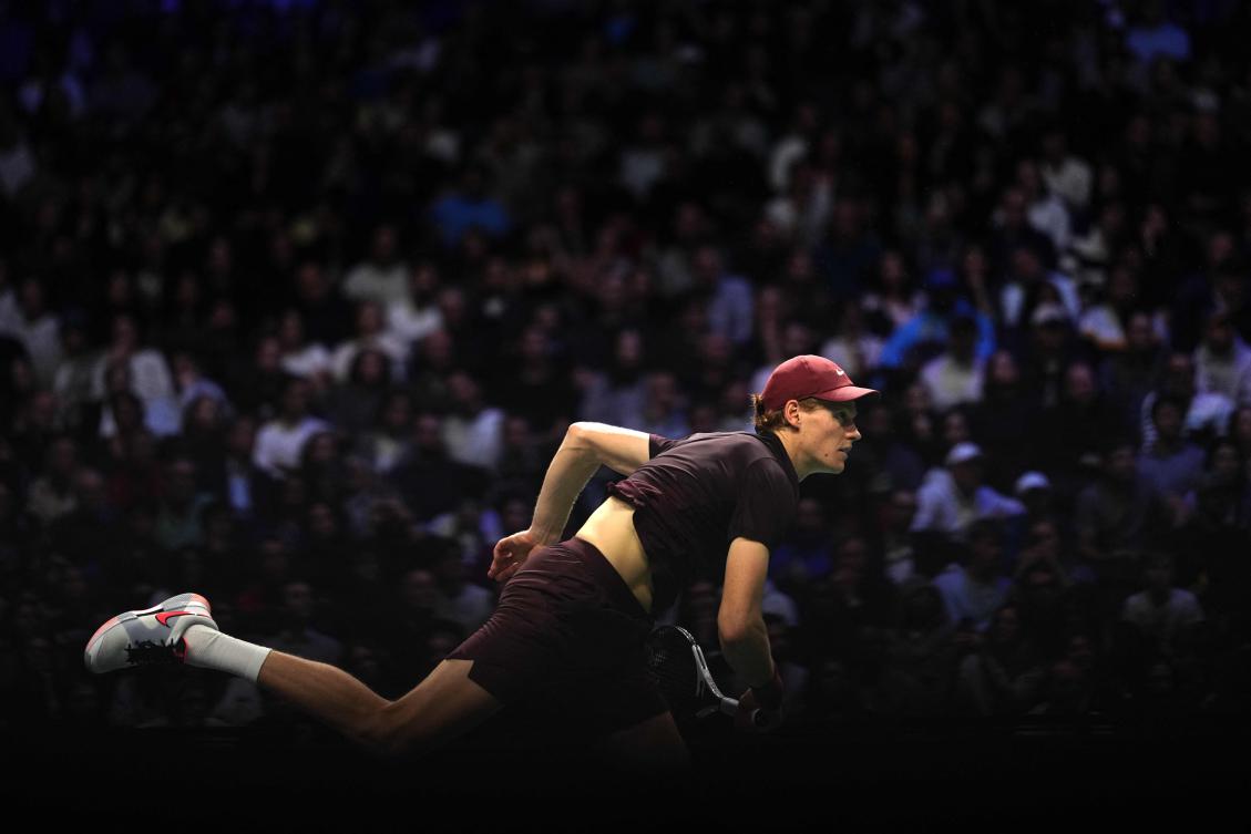 Italy’s Jannik Sinner plays against Argentine’s Francisco Cerundolo during their men’s singles match on day four of the Paris ATP Masters 1000 tennis tournament at the Paris La Défense Arena in Nanterre, Paris, on Oct. 30, 2025. (AFP)