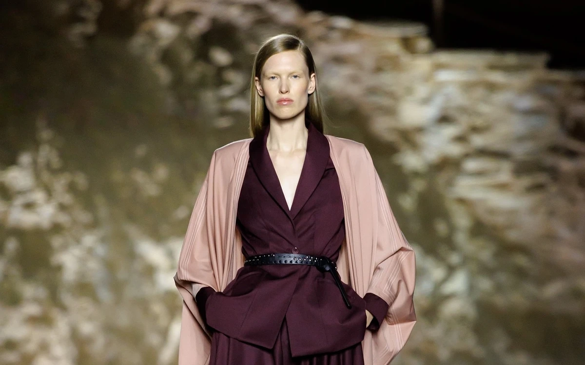 Abadia presented a collection that explored soft volume and refined layering. (Instagram)