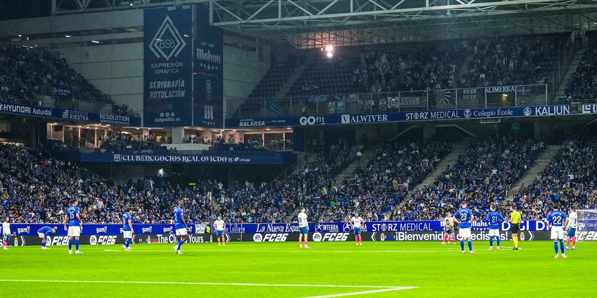 Oviedo and Espanyol players stood still in the first 15 seconds of their LaLiga clash on Friday in the first protest, demanding better transparency and dialogue from authorities. (X/@brfootball)