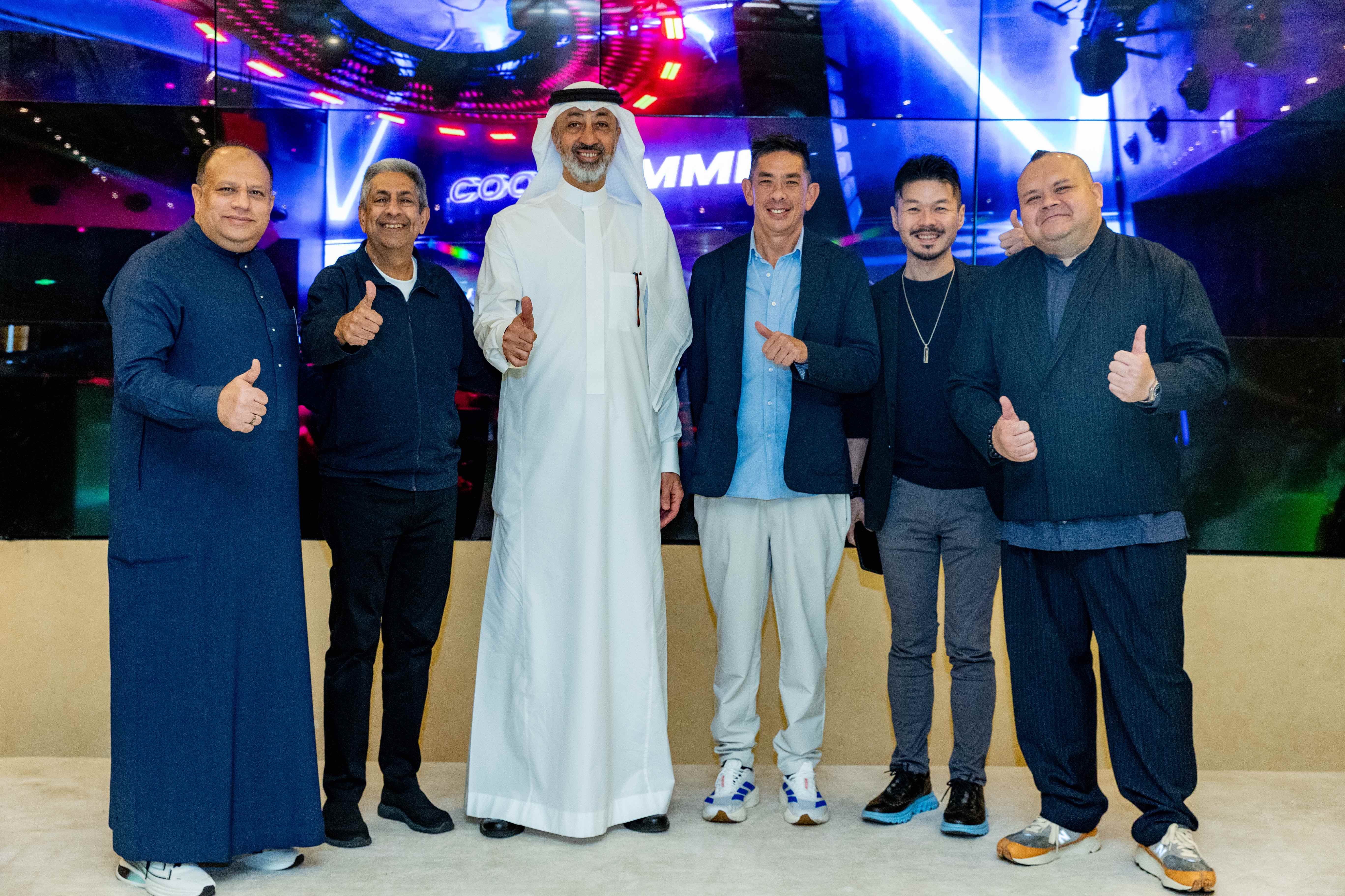 Senior team members at Giordano Saudi Arabia’s grand celebration.