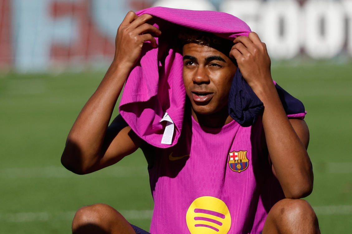 Barcelona’s Lamine Yamal takes part during the team’s first training session at the venue after its renovation at the Camp Nou stadium in Barcelona, Nov. 7, 2025, . (AP)