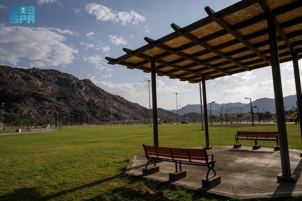 Najran Municipality continues to implement environmental and landscaping initiatives to enhance vegetation cover and improve the urban landscape. (SPA)