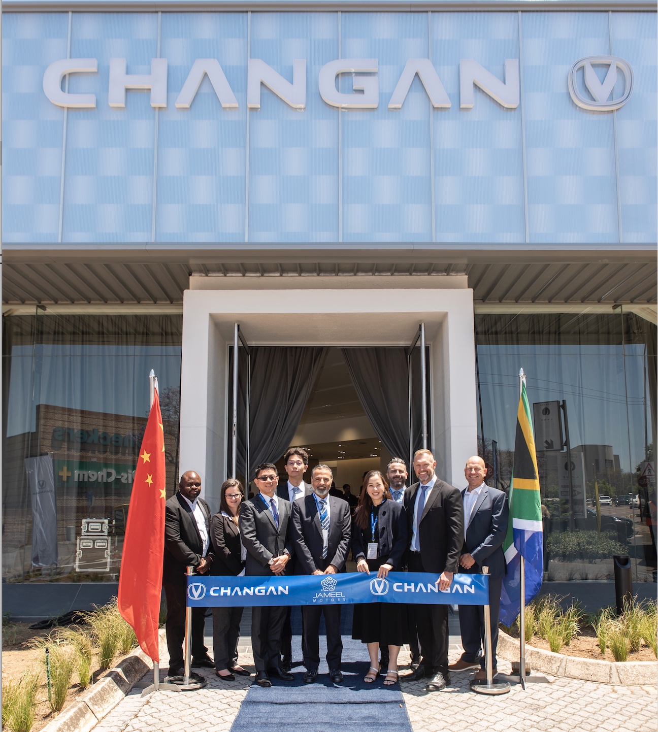 The launch of Changan’s flagship showroom in Pretoria was attended by key government officials, industry leaders, and media representatives.