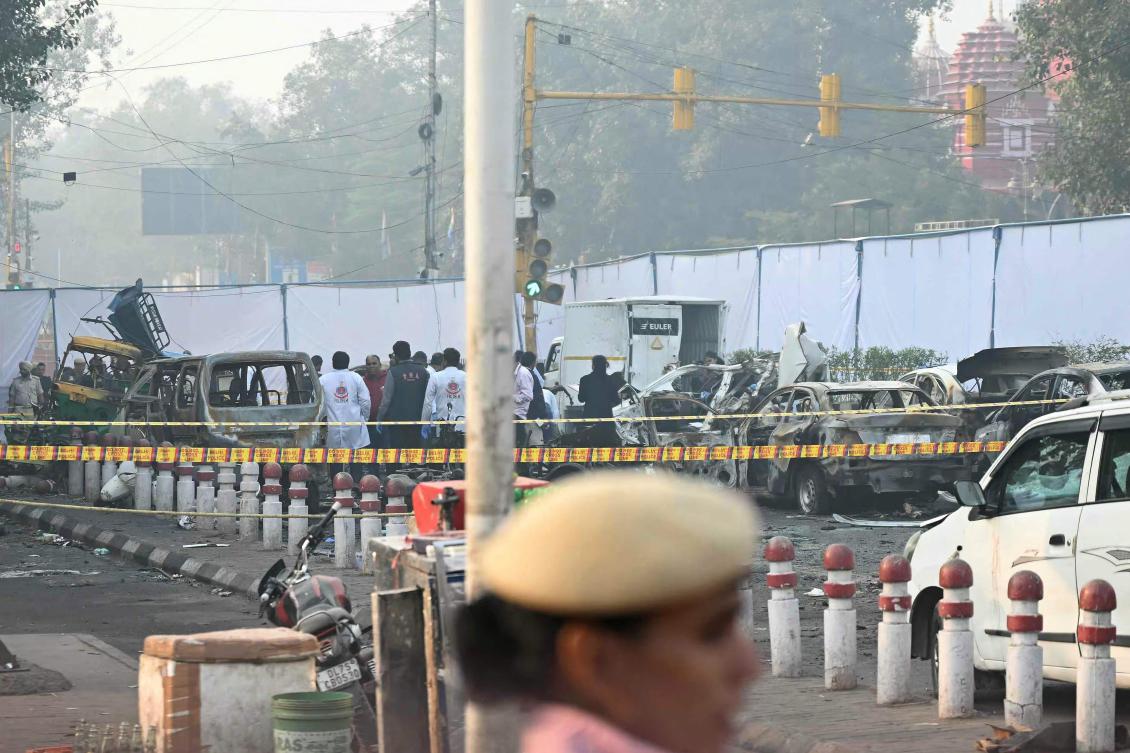 Forensic experts investigate at the blast site following an explosion near the Red Fort in the old quarters of Delhi on Nov. 11, 2025. (AFP)