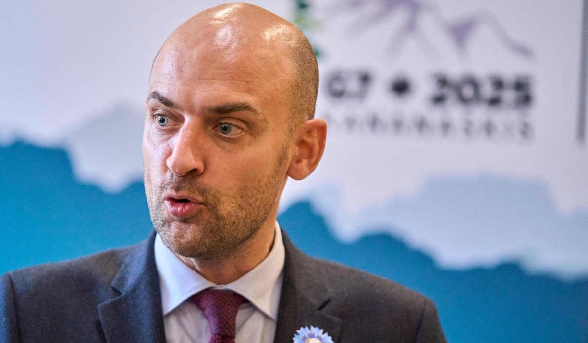 French Foreign Minister Jean-Noel Barrot speaks to the media during the G7 foreign ministers meeting in Niagara-on-the-Lake, Ontario, on November 11, 2025. (AFP)