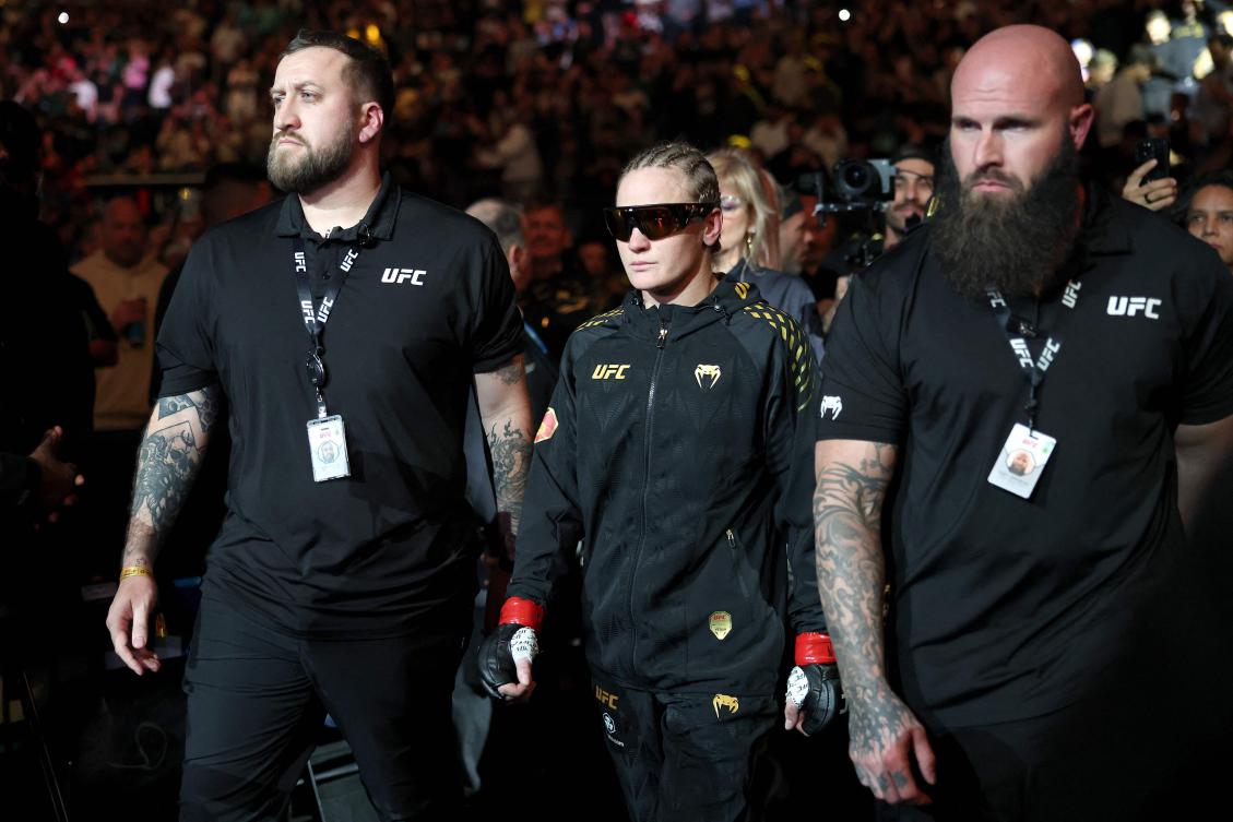 NEW YORK, NEW YORK - NOVEMBER 15: Valentina Shevchenko of Kyrgyzstan (C) walks to the octagon prior to a fight against Zhang Weili of China during UFC 322 at Madison Square Garden on November 15, 2025 in New York City. Ishika Samant/Getty Images/AFP (Photo by Ishika Samant / GETTY IMAGES NORTH AMERICA / Getty Images via AFP)