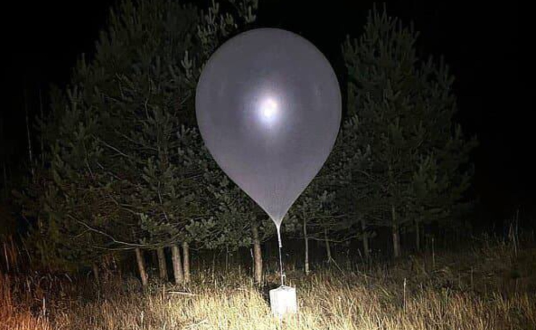 Lithuania’s Vilnius airport closed briefly due to balloons