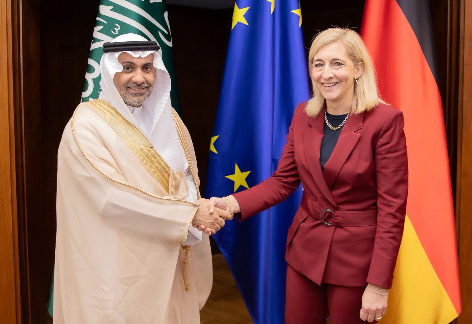 Saudi Health Minister Fahd AlJalajel has held high-level meetings with German officials and industry leaders to advance health cooperation, digital innovation, and the localization of medical technologies. (SPA)