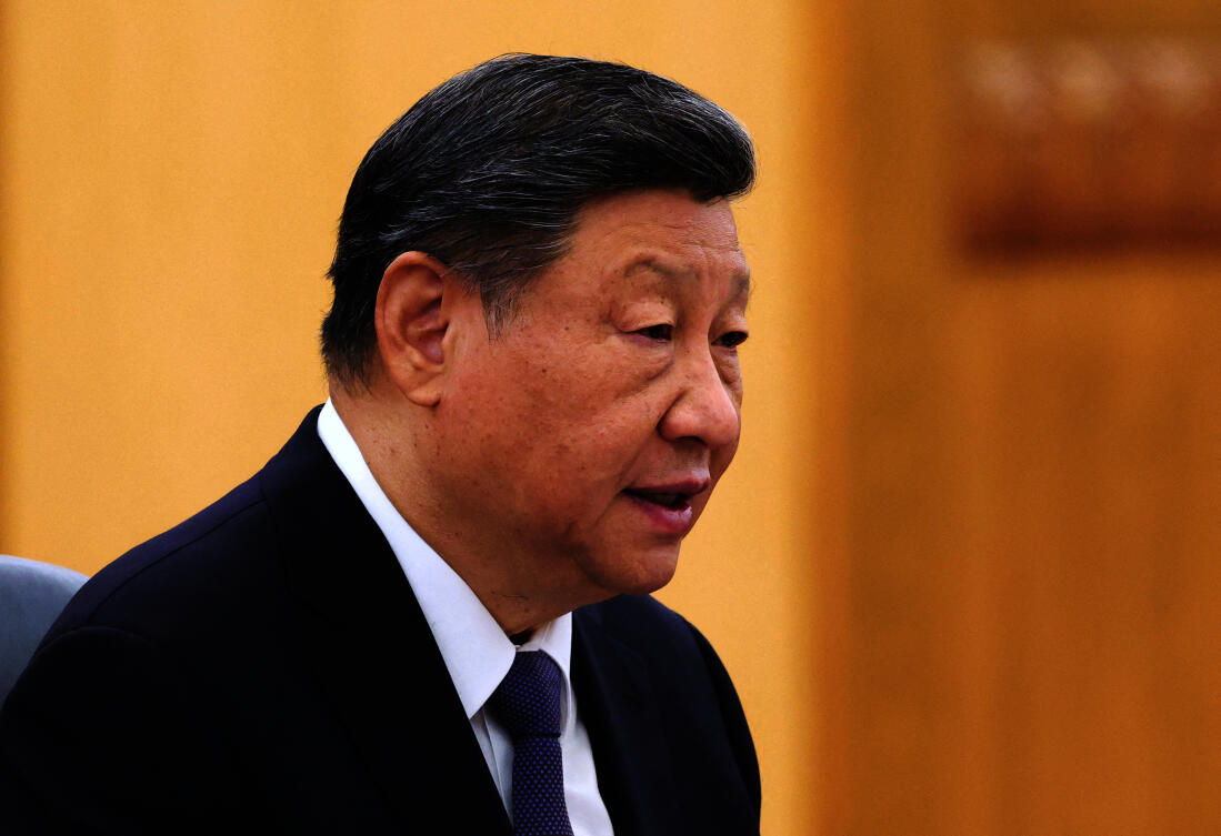 FILE PHOTO: Chinese President Xi Jinping speaks during a meeting at the Great Hall of the People in Beijing, China November 25, 2025. REUTERS/Maxim Shemetov/Pool/File Photo