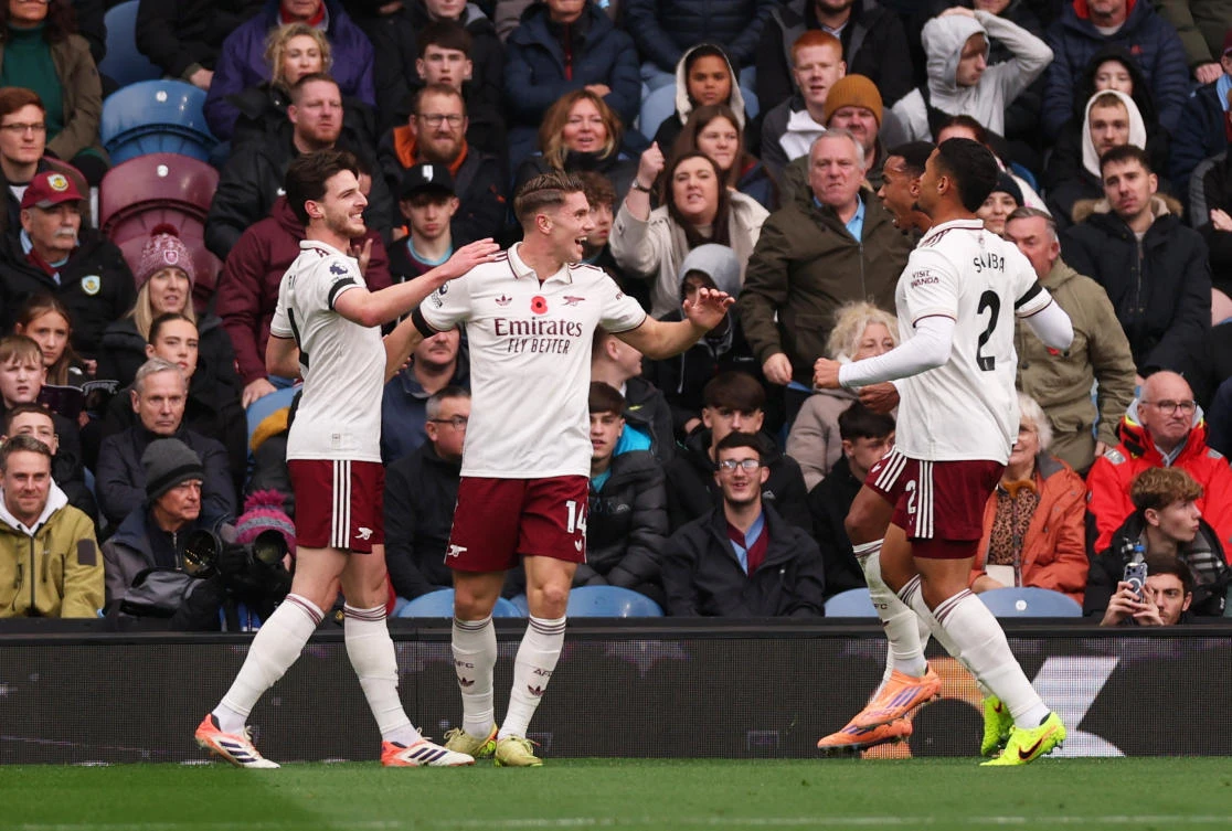 Arsenal cruise against Burnley as Forest hold Man Utd