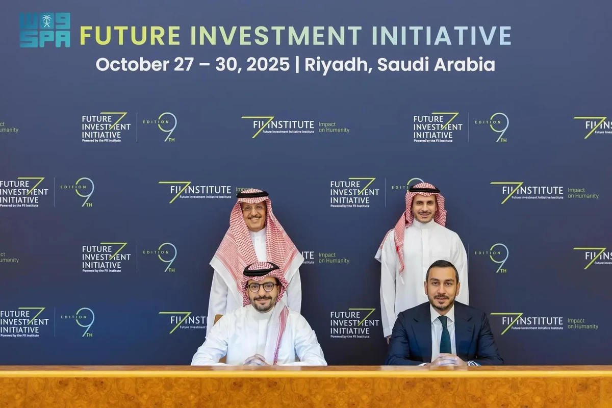The non-binding agreement was signed in the presence of Saad Al-Kroud, head of local real estate investments at PIF, and Mohammed Abunayyan, founder and chairman of ACWA Power. SPA