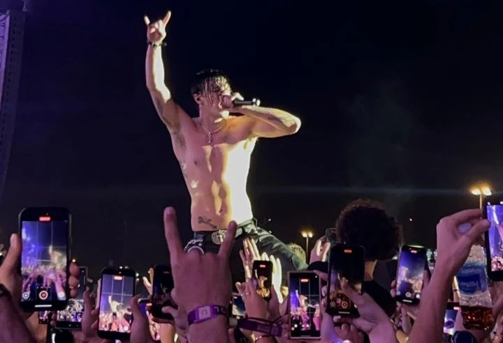 Performing hits from his latest album “Idols” Yungblud delivered a stellar performance including hits such as “Lovesick Lullaby,” “Funeral” and more. (AN photo)