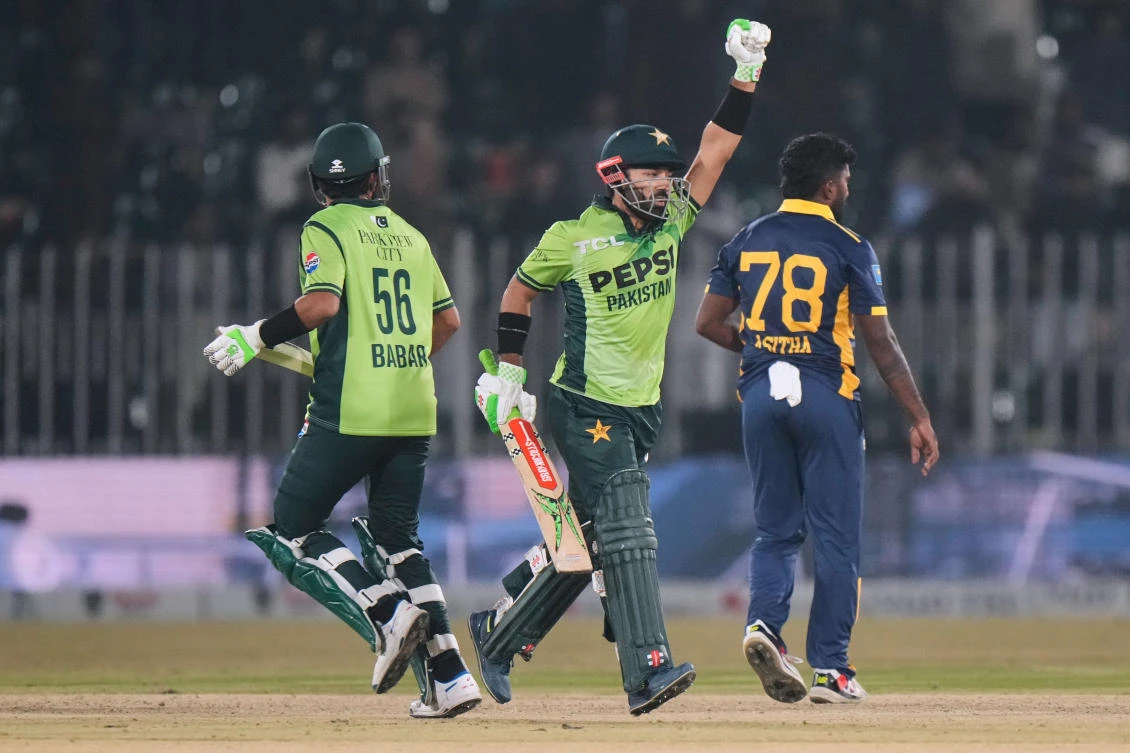 Azam ends century drought as Pakistan seal Sri Lanka ODI series