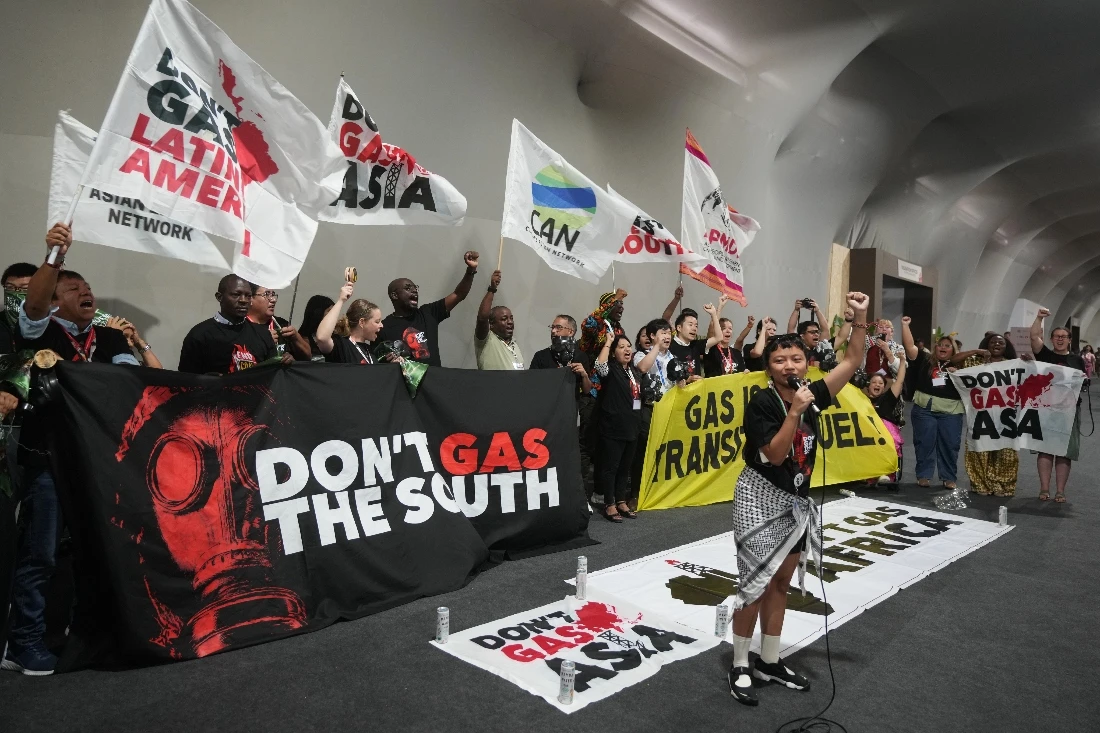 Fossil fuel showdown looms on UN climate summit’s final day