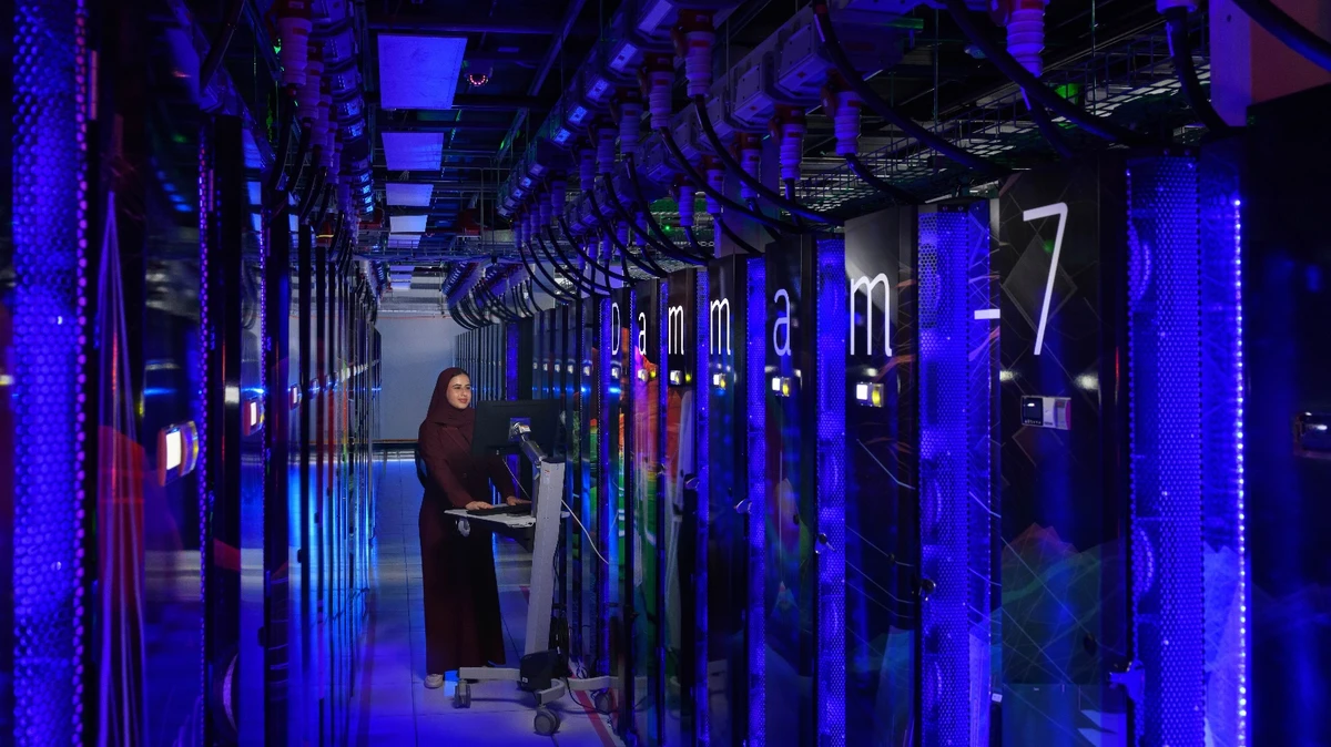 Pasqal’s system installed at Aramco’s data center can control 200 qubits arranged in programmable two-dimensional arrays. File