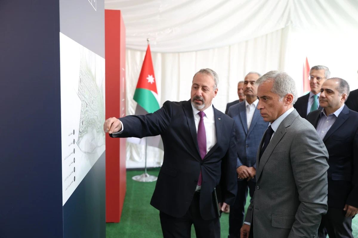 Jordanian Prime Minister Jafar Hassan on Saturday launched the Amra City project, a large-scale urban development designed to manage long-term population growth, ease pressure on Amman and Zarqa, and create new investment and economic opportunities. (Jordan News Agency)