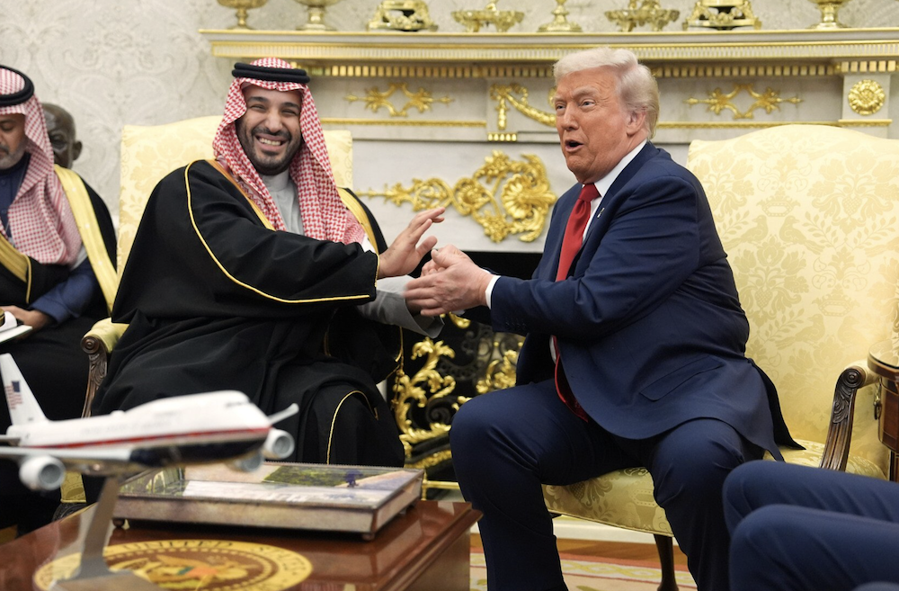 Crown Prince Mohammed bin Salman and US President Donald Trump meeting in the Oval Office. (AP)