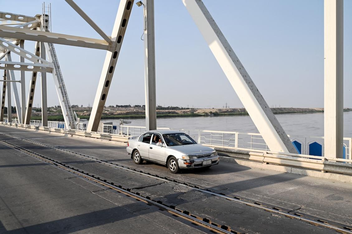 Four years after the Taliban seized power, economic cooperation is overriding the five Central Asia republics’ initial security concerns on the spread of radical Islamism in the region. Above, the Afghanistan-Uzbekistan Friendship Bridge in the border town of Hairatan. (AFP)