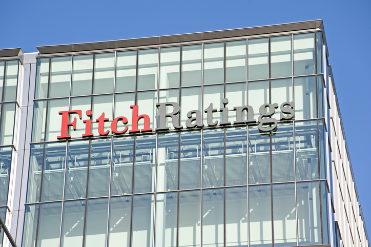 Fitch lifts Oman’s credit rating to BBB- amid stronger finances