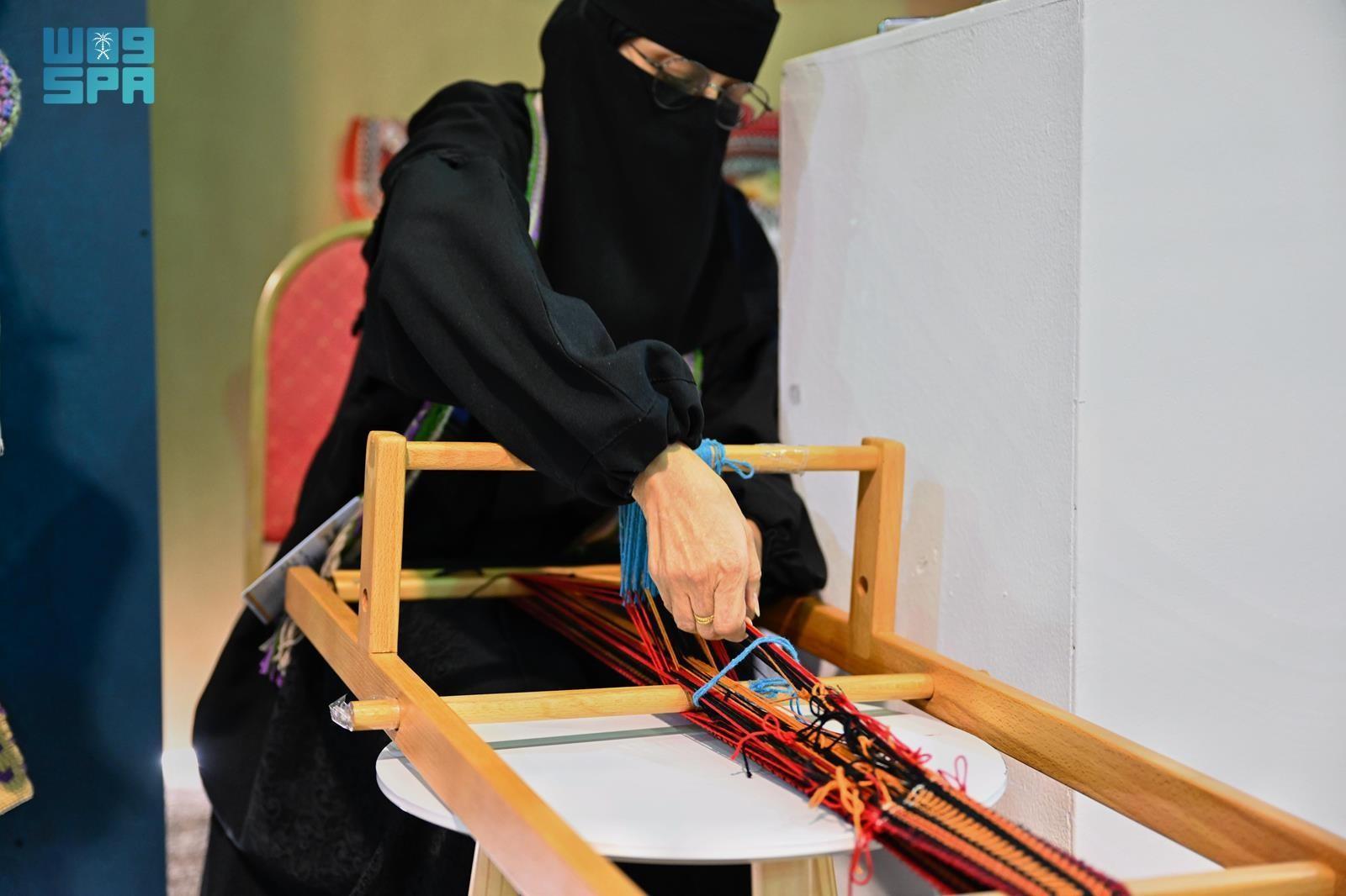 Sadu weaving is a meticulous craft using natural materials and inherited techniques to produce textiles once central to daily life, from homes and desert tents to everyday essentials. (SPA)