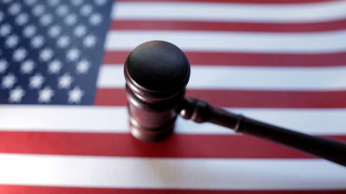 US flag and Judge gavel are seen in this illustration. (Reuters/File)