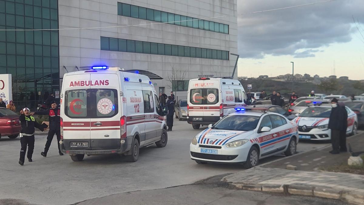 Wounded people arriving at the hospital in Yalova after Turkish police launched an operation on a house suspected of sheltering alleged members of the Daesh. (AFP)