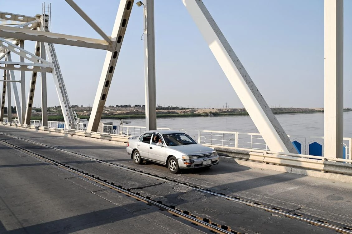 Four years after the Taliban seized power, economic cooperation is overriding the five Central Asia republics’ initial security concerns on the spread of radical Islamism in the region. Above, the Afghanistan-Uzbekistan Friendship Bridge in the border town of Hairatan. (AFP)