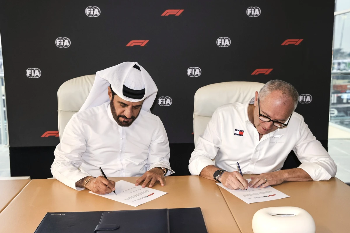FIA President Mohammed Ben Sulayem and Stefano Domenicali, President and CEO of Formula 1 Group, sign the 9th Concorde Agreement. (Xavier Bonilla/DPPI)