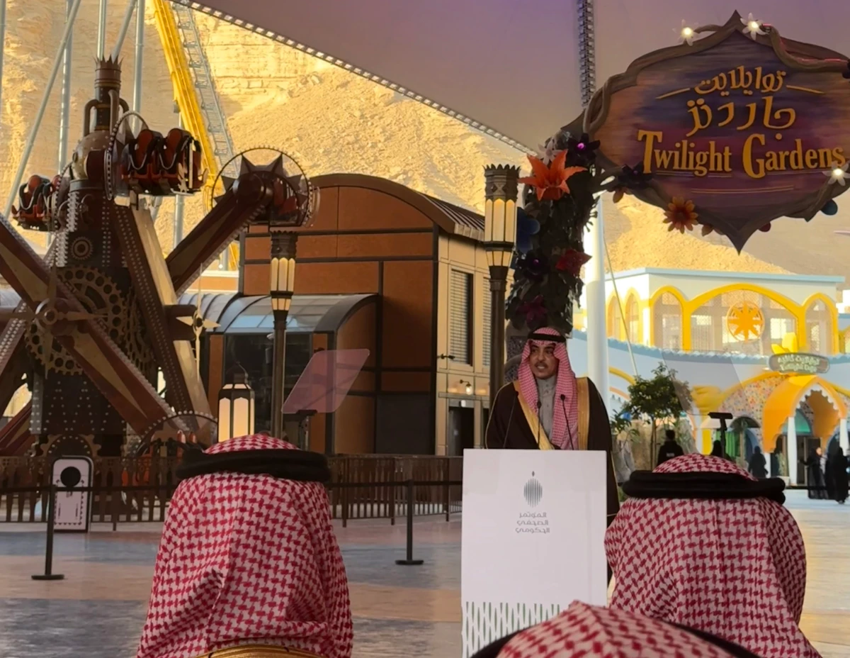 Minister of Media, Salman Al Dosari speaks at Six Flags Press Conference. (AN Photo Basmah Albasrawi)