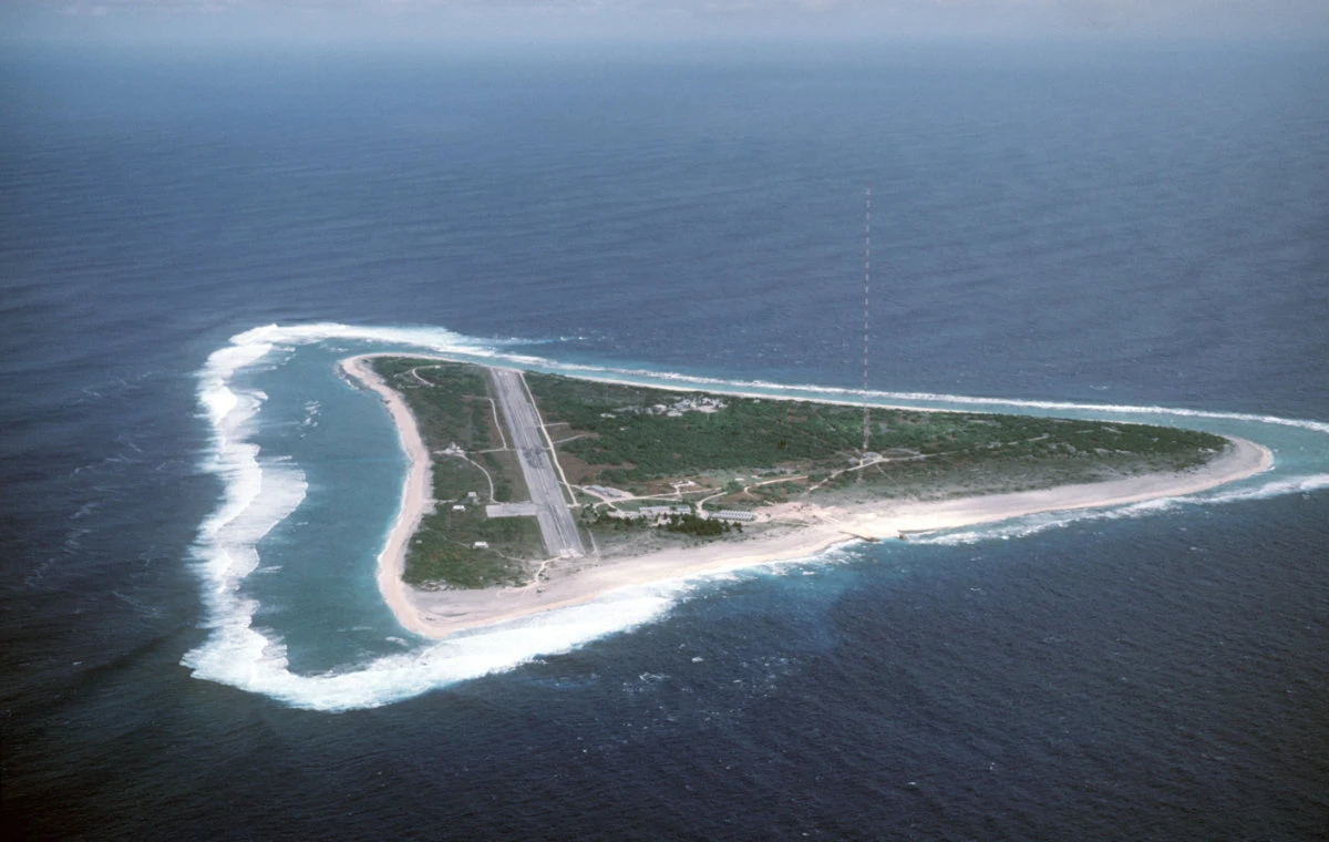 Aerial view of Minamitori Island (Minami-Torishima), Japan's easternmost island. (Wikimedia Commons: US Air Force)