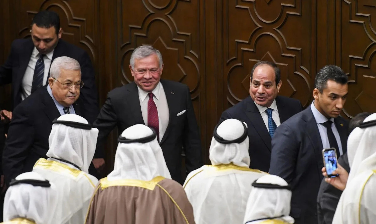 Palestinian President Mahmoud Abbas, Jordan's King Abdullah II, Egypt's President El-Sisi during the Arab League's Summit. (AFP)