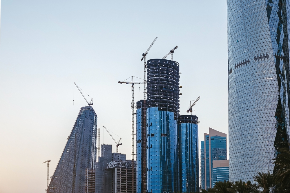 Data from Qatar’s Ministry of Justice showed that trading across Doha and other municipalities remained elevated, with residential unit sales recorded at 49.4 million riyals during the period, according to the Real Estate Registration Department. Shutterstock