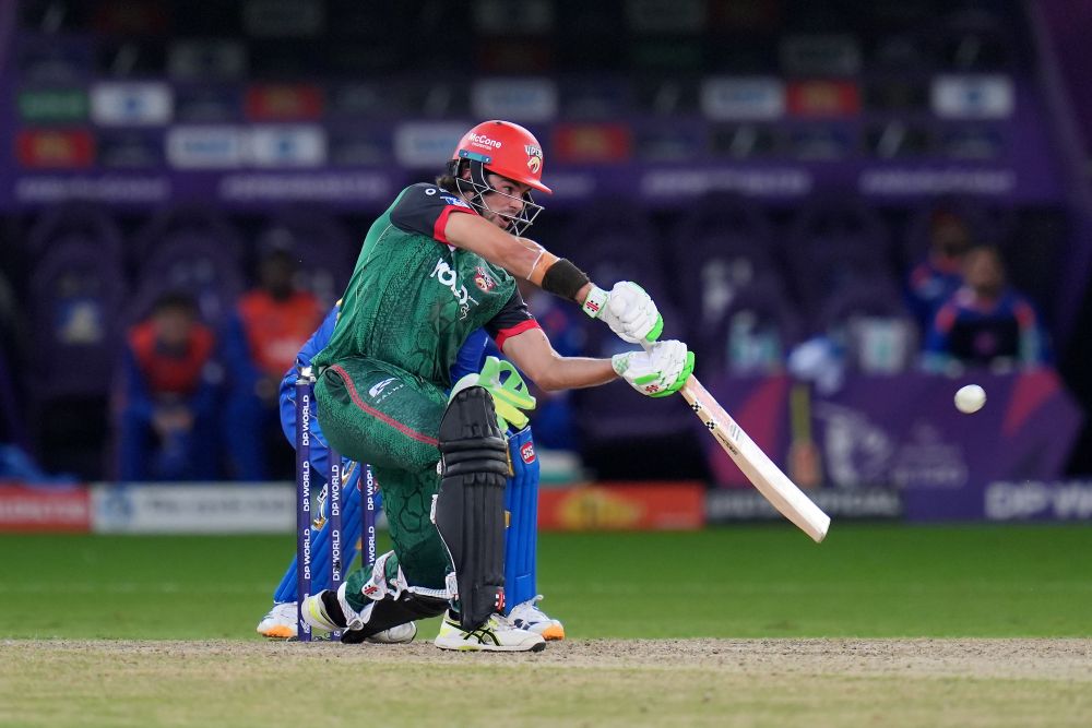 Max Holden of Desert Vipers plays a shot during the final of the DP World ILT20 against MI Emirates at the Dubai International Cricket Stadium. (CREIMAS/ILT20)