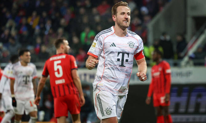 Leaders Bayern Munich look set to stretch their unbeaten Bundesliga run into the new year when they host struggling VfL Wolfsburg on Sunday, with Vincent Kompany’s team sitting nine points clear at the top as the league resumes from the winter break. (AFP/File)
